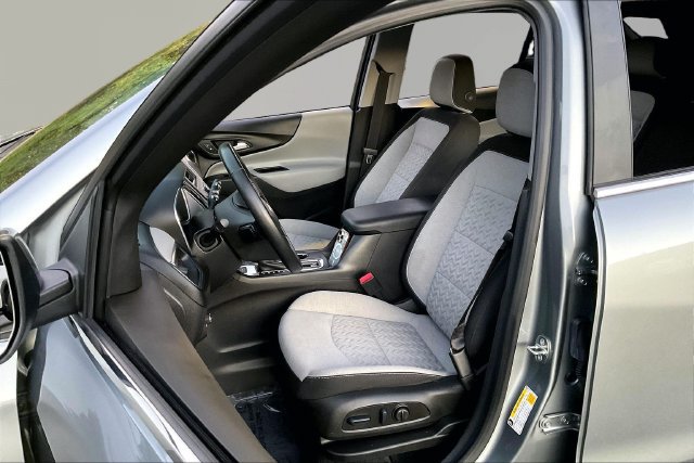 Used 2023 Chevrolet Equinox LT AWD/4WD image 15