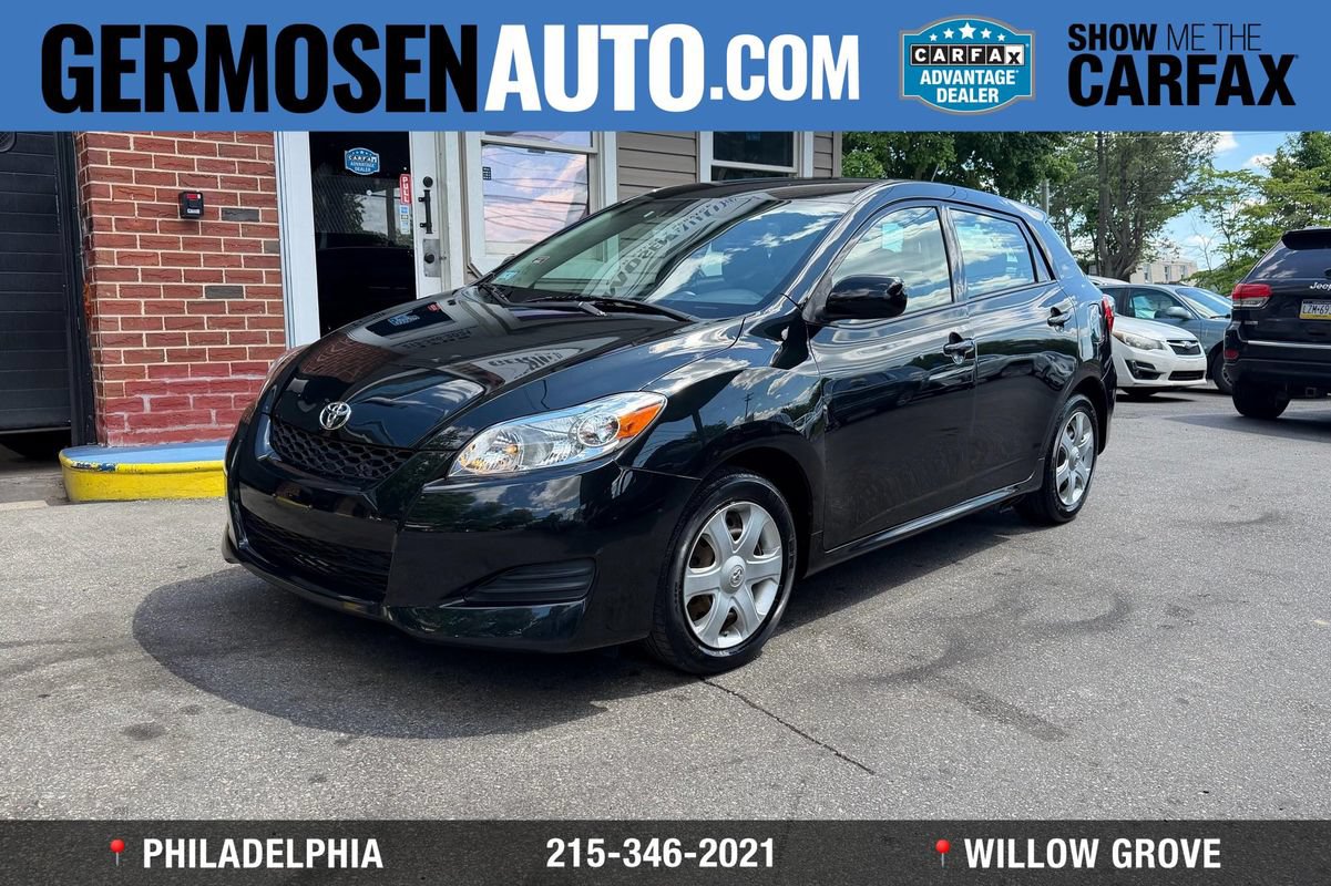 Used 2009 Toyota Matrix FWD image 1