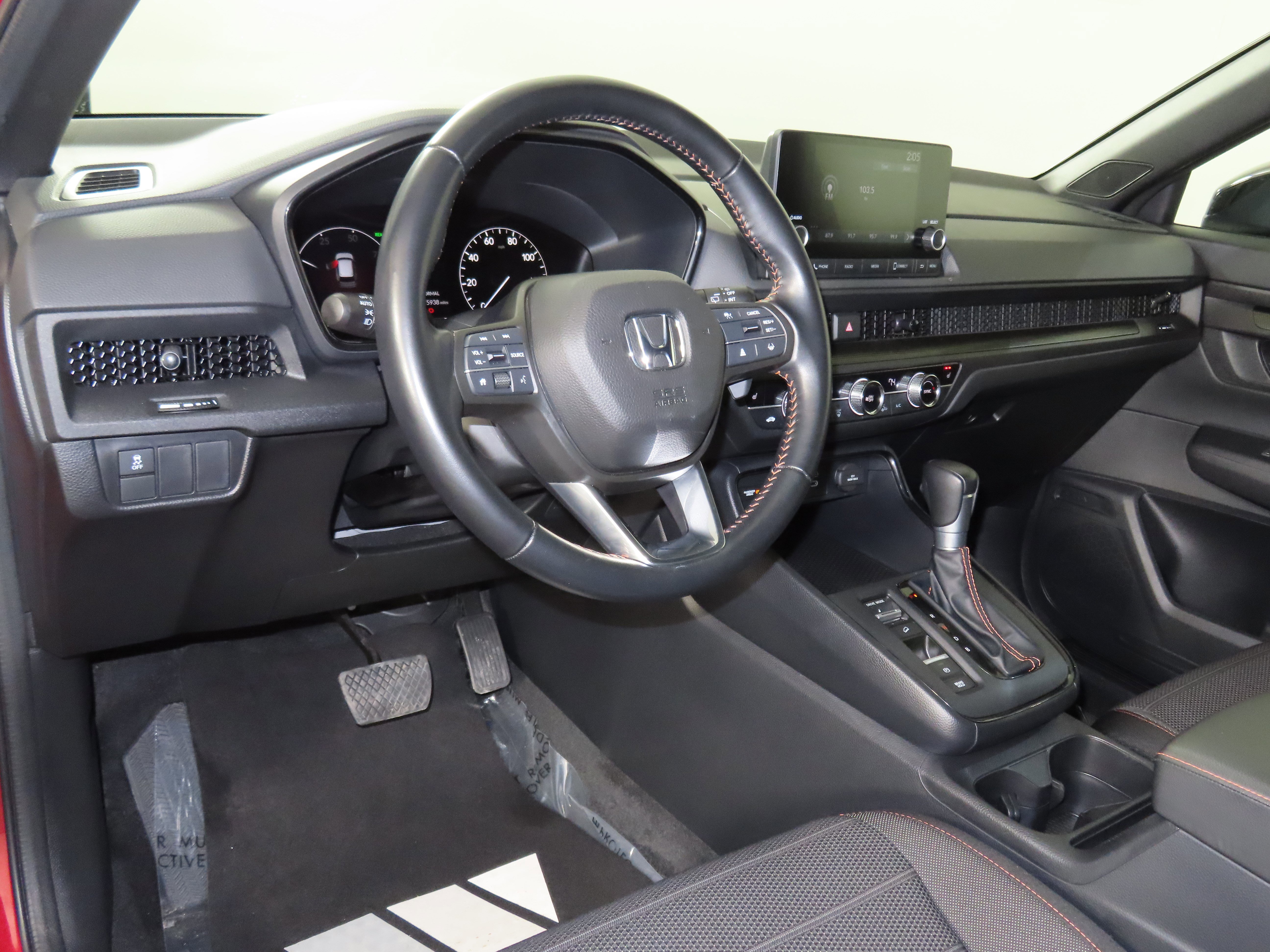 Used 2025 Honda CR-V Sport image 33