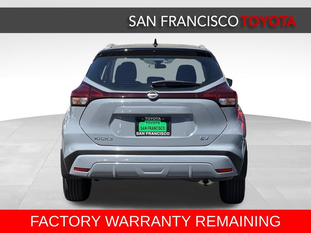 Used 2023 Nissan Kicks SV FWD image 4