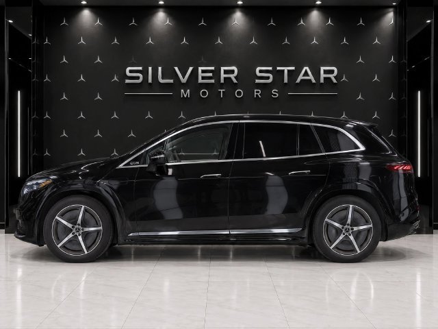 Used 2023 Mercedes-Benz EQS 580 4MATIC SUV image 7