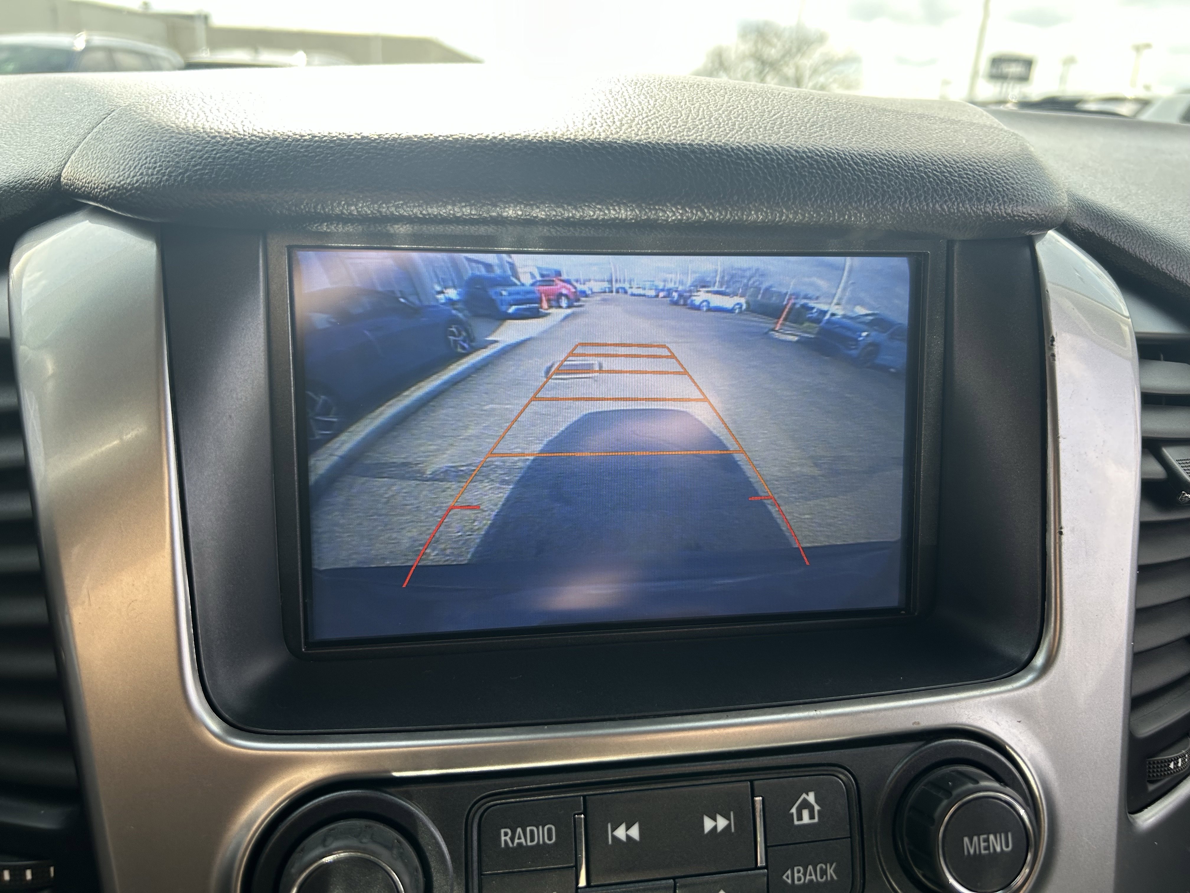 Used 2017 Chevrolet Suburban LT image 14