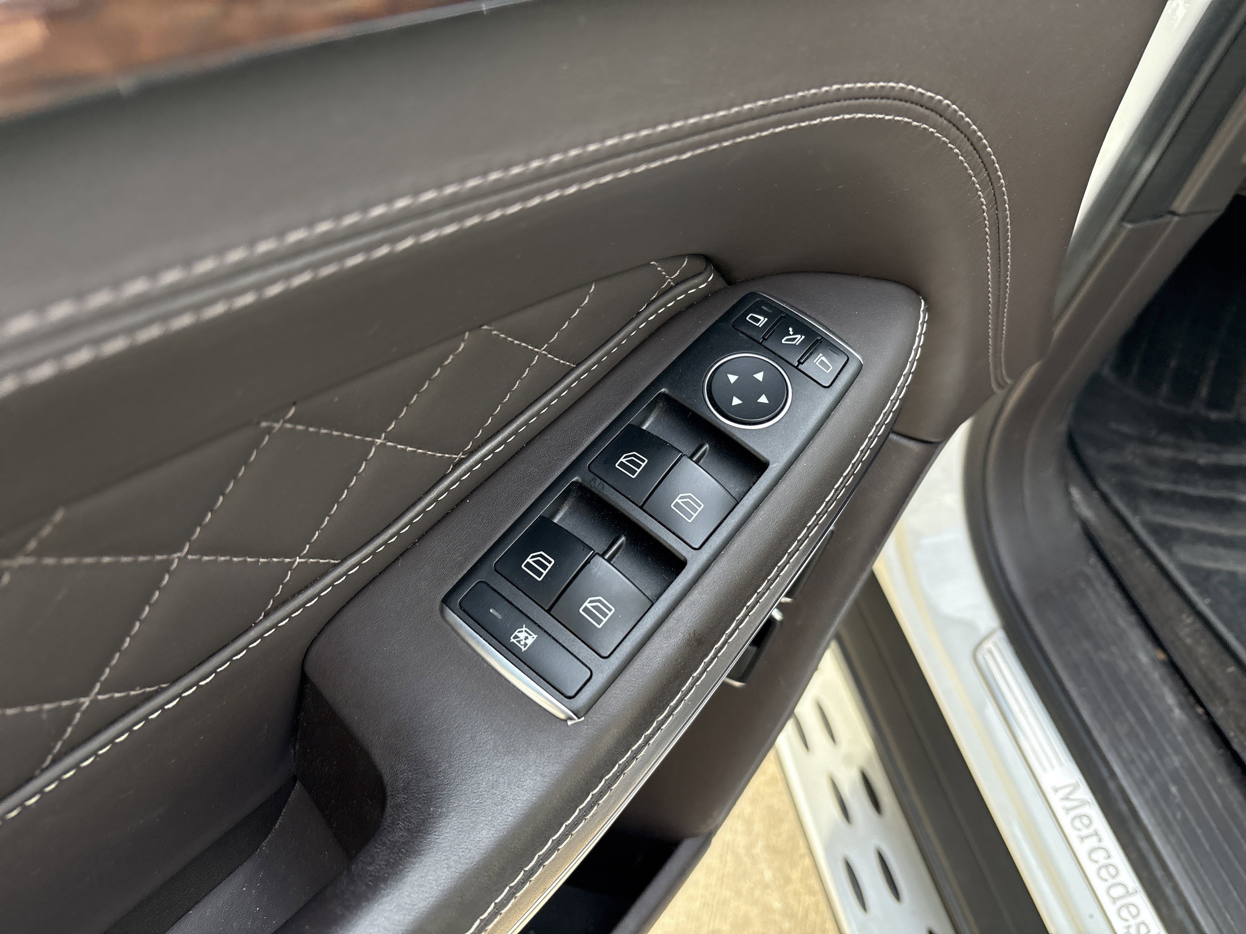 Used 2019 Mercedes-Benz GLS 550 4MATIC image 15