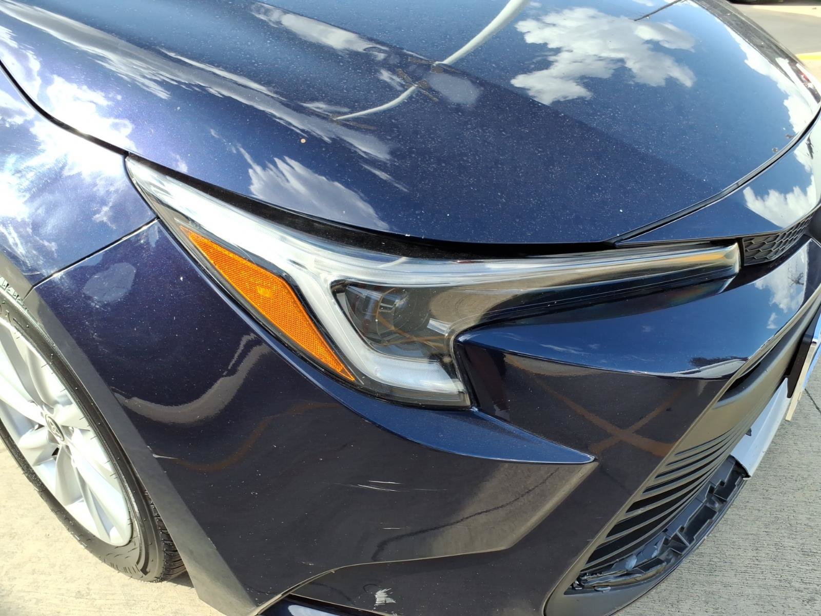 Used 2024 Toyota Corolla XLE FWD image 3
