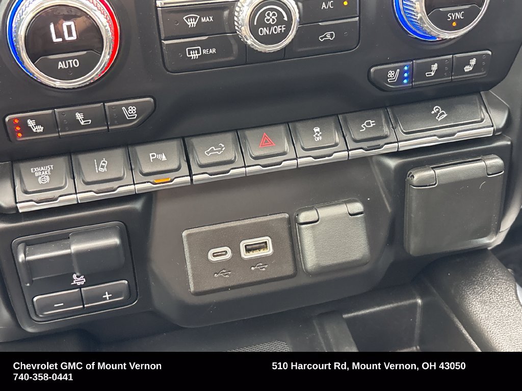 Used 2022 GMC Sierra 2500 AT4 w/ AT4 Premium Plus Package AWD/4WD image 42