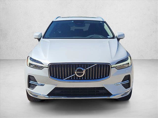 Used 2023 Volvo XC60 B5 Plus w/ Protection Package Premier FWD image 2