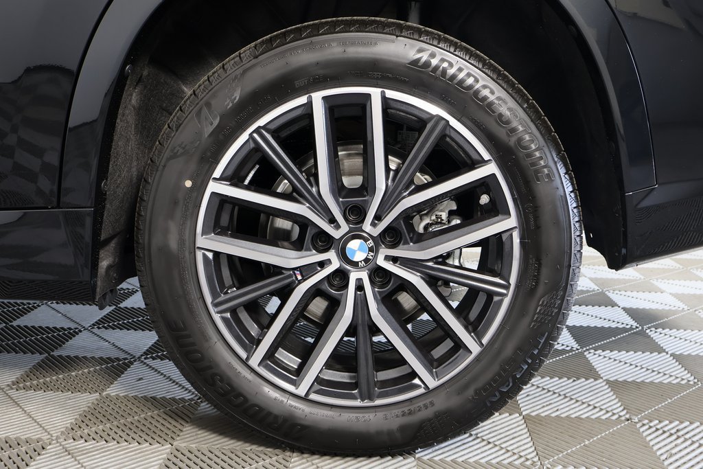 New 2026 BMW X1 xDrive28i w/ Technology Package AWD/4WD image 10