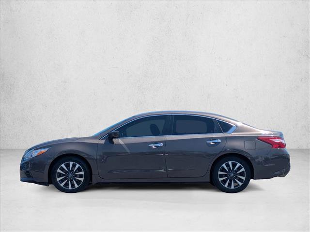 Used 2016 Nissan Altima 2.5 SV FWD image 9