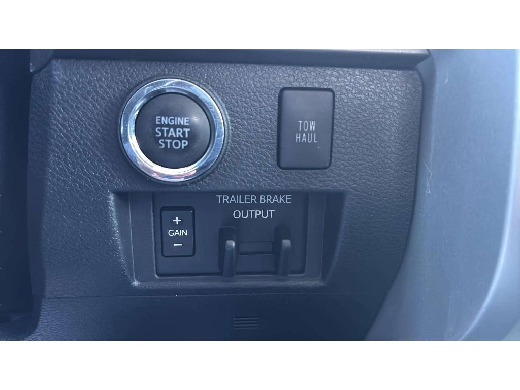 Used 2020 Toyota Tundra SR5 w/ TRD Off-Road Package image 17