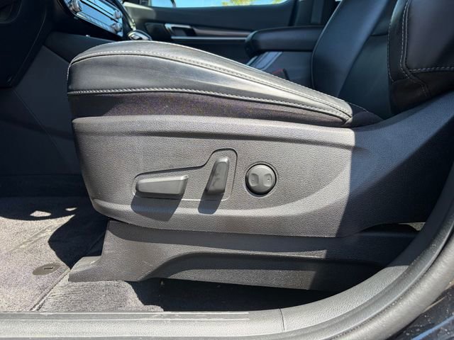 Used 2024 Kia Telluride S FWD image 16