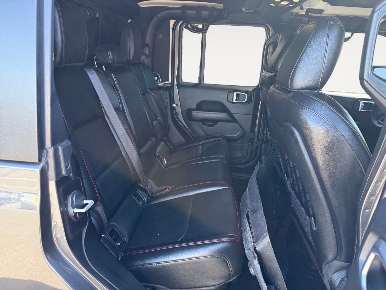 Used 2020 Jeep Gladiator Rubicon AWD/4WD image 18