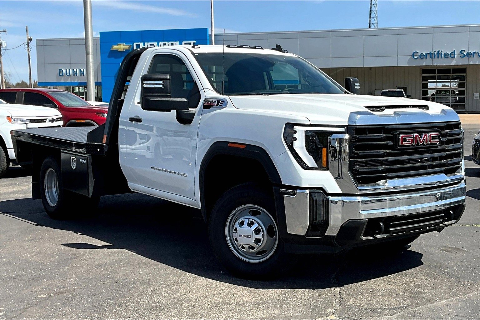 New 2024 GMC Sierra 3500 Pro w/ Convenience Package image 2
