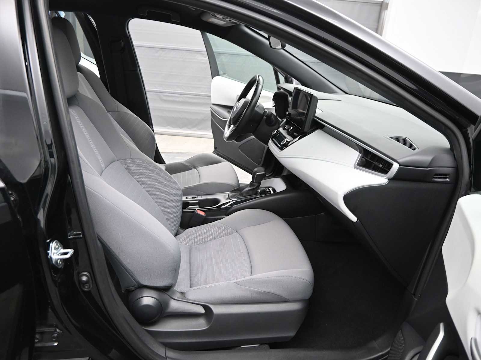 Used 2024 Toyota Corolla SE image 15