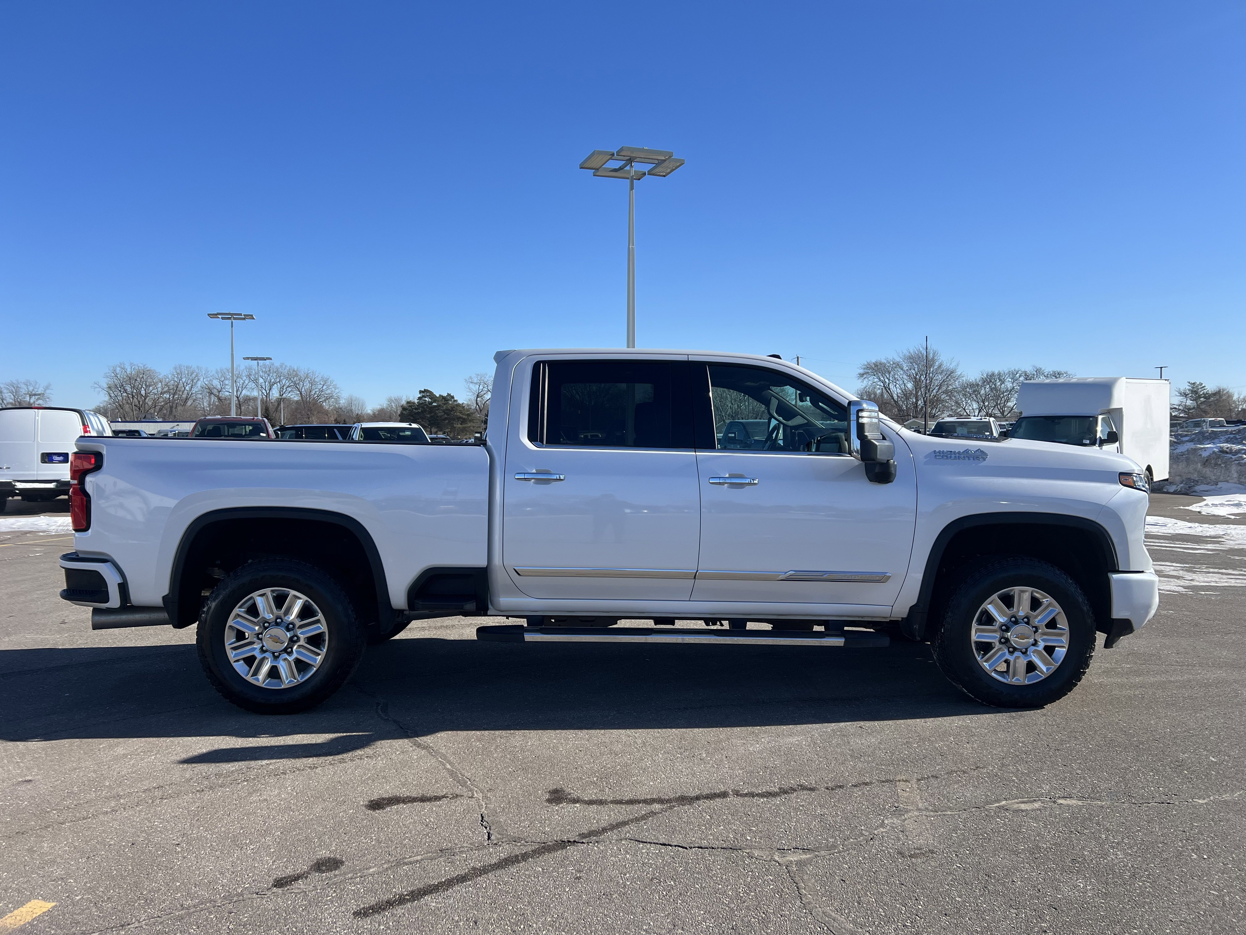 Certified 2024 Chevrolet Silverado 3500 High Country w/ Technology Package image 11