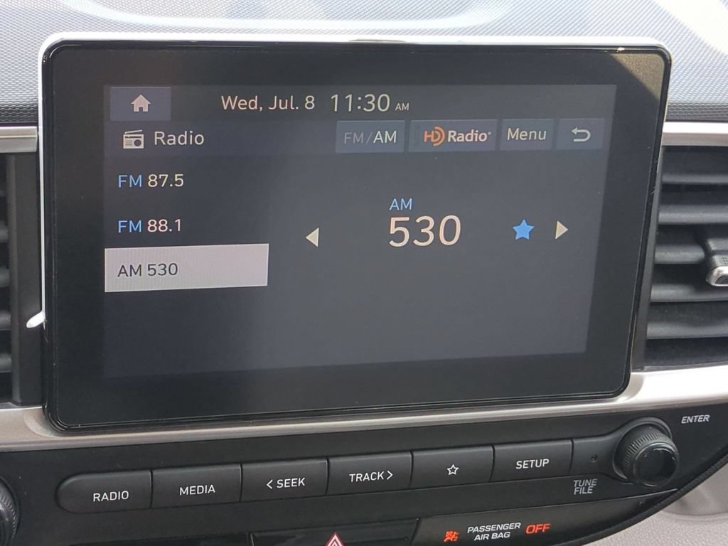 Used 2025 Hyundai Venue SEL FWD image 18