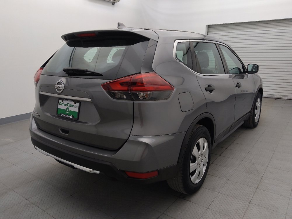 Used 2018 Nissan Rogue S image 9