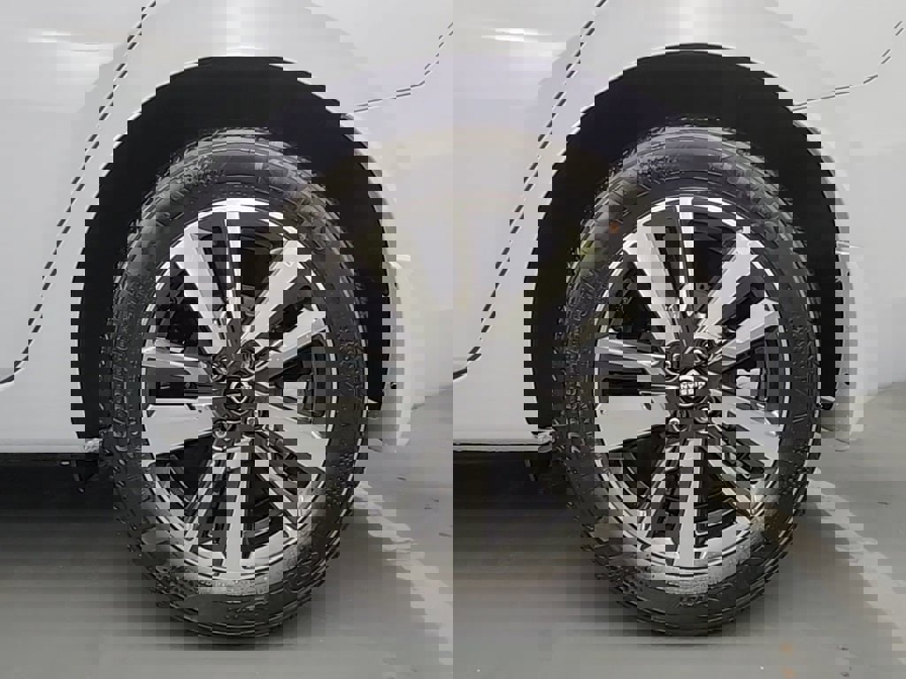 New 2025 Nissan Versa SV w/ Trunk Package image 12