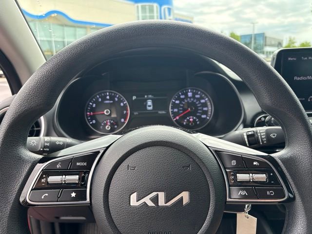 Used 2023 Kia Forte LXS w/ LXS Technology Package FWD image 12