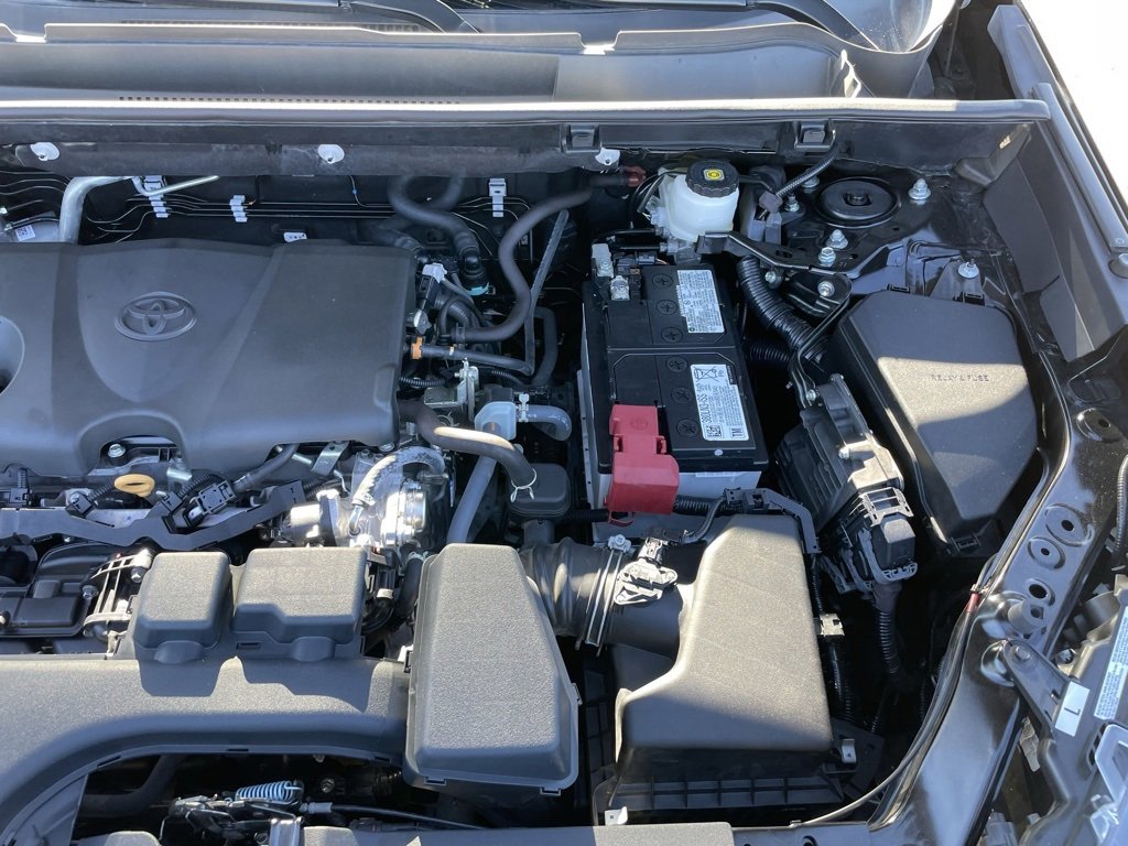 Used 2024 Toyota RAV4 XLE image 38