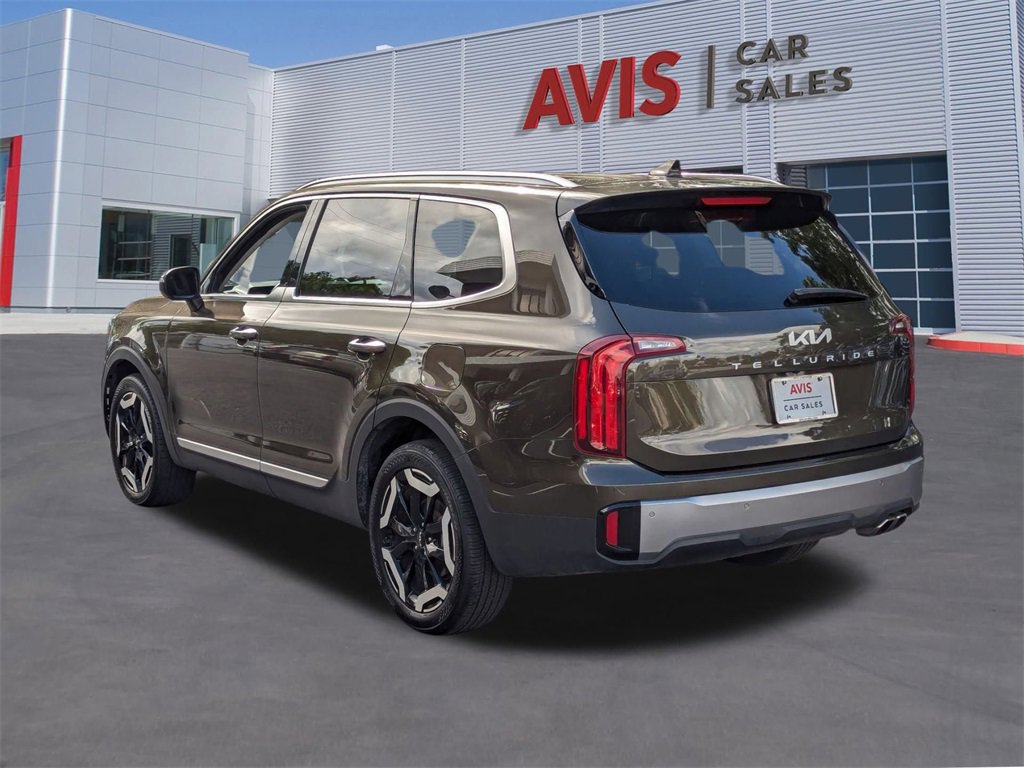 Used 2025 Kia Telluride S image 9