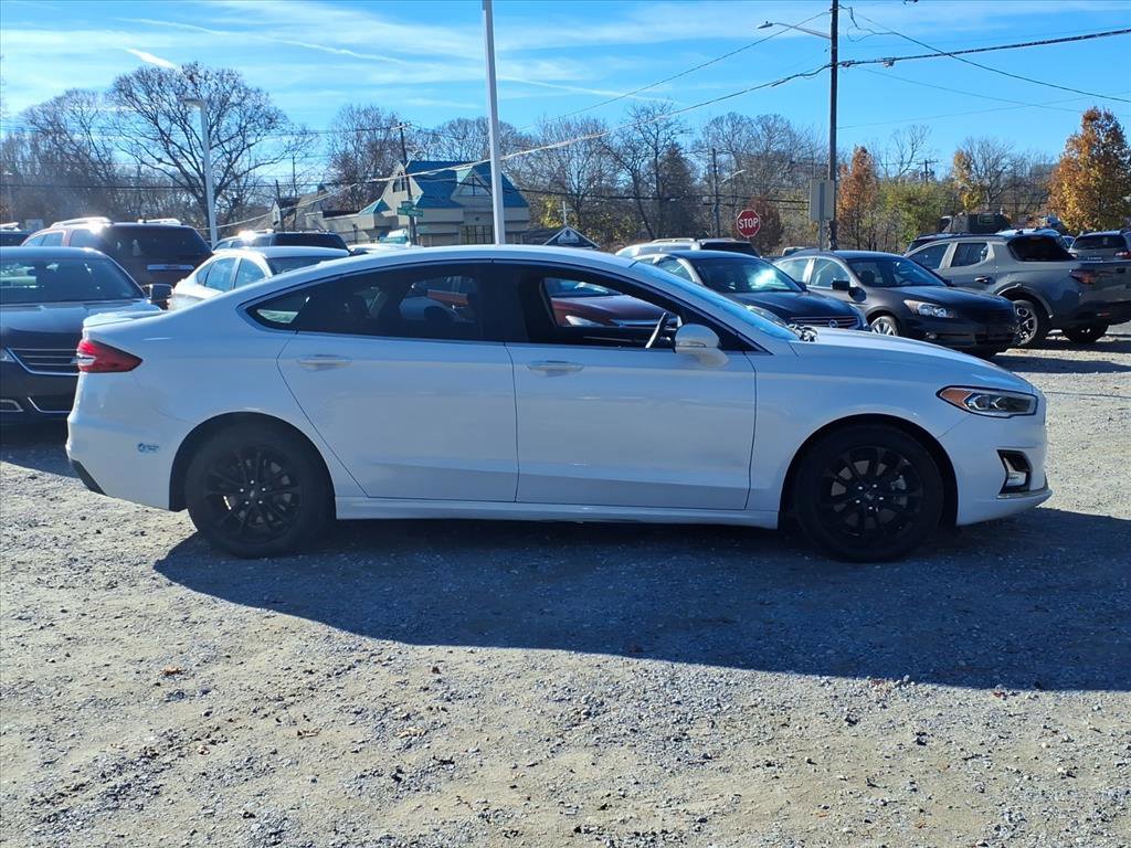 Used 2019 Ford Fusion Energi Titanium image 4