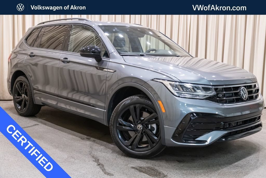 Certified 2024 Volkswagen Tiguan SE R-Line