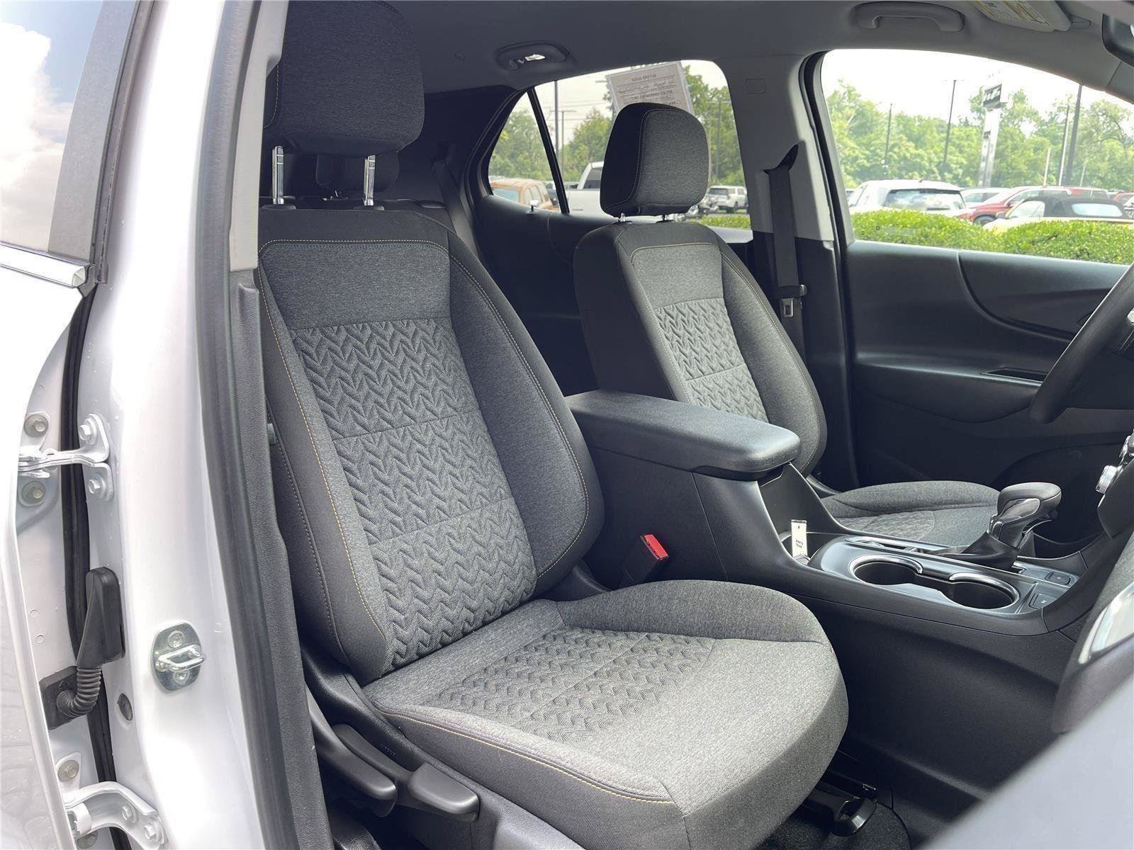 Used 2023 Chevrolet Equinox LT AWD/4WD image 31