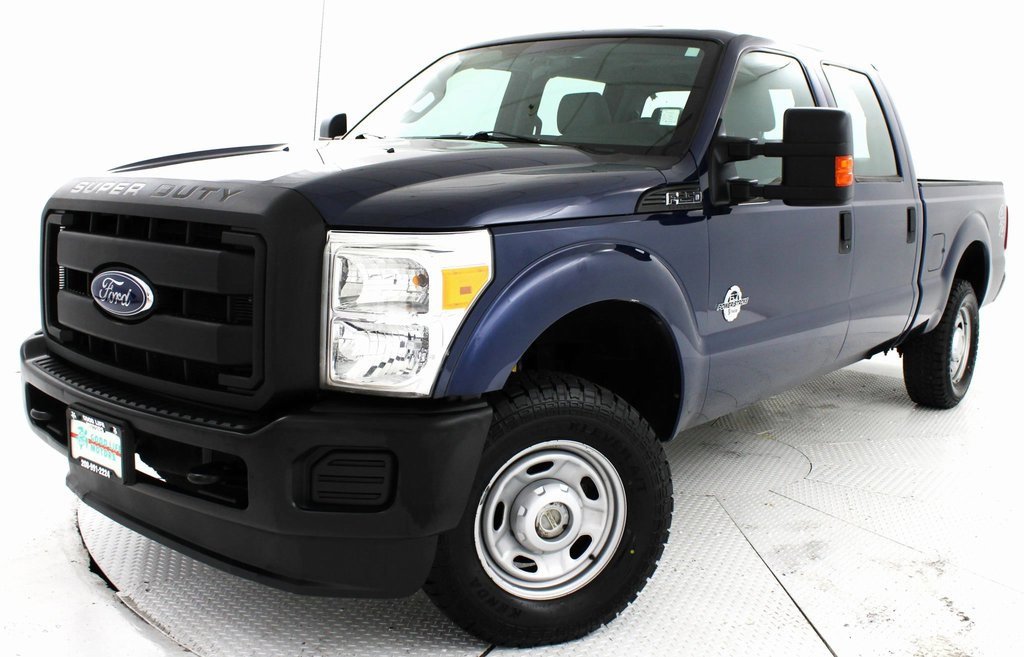 Used 2011 Ford F250 XLT image 2
