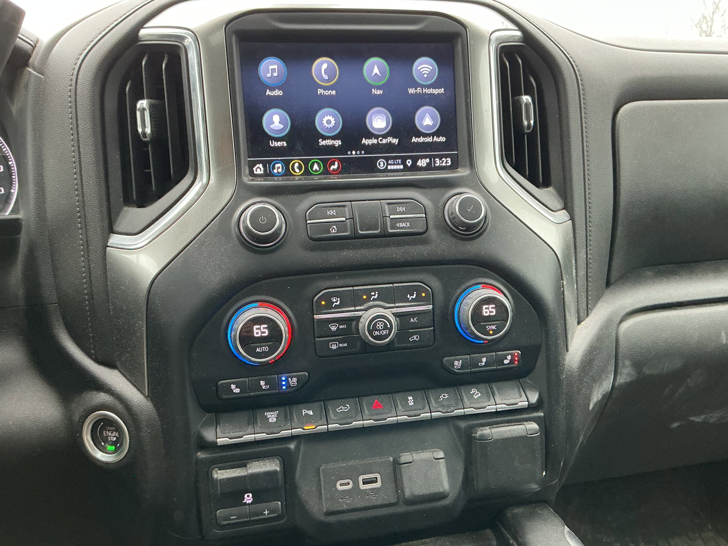 Used 2022 Chevrolet Silverado 3500 LTZ w/ LTZ Plus Package AWD/4WD image 7