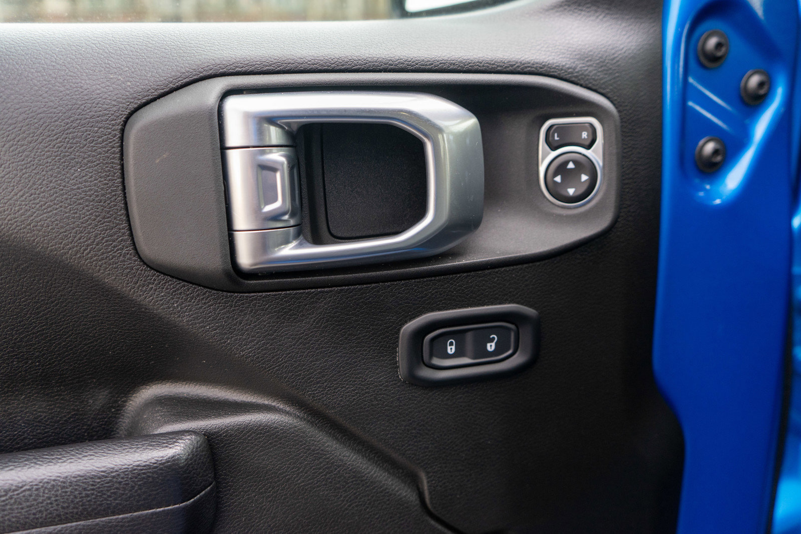 Used 2022 Jeep Wrangler Unlimited Sport AWD/4WD image 14