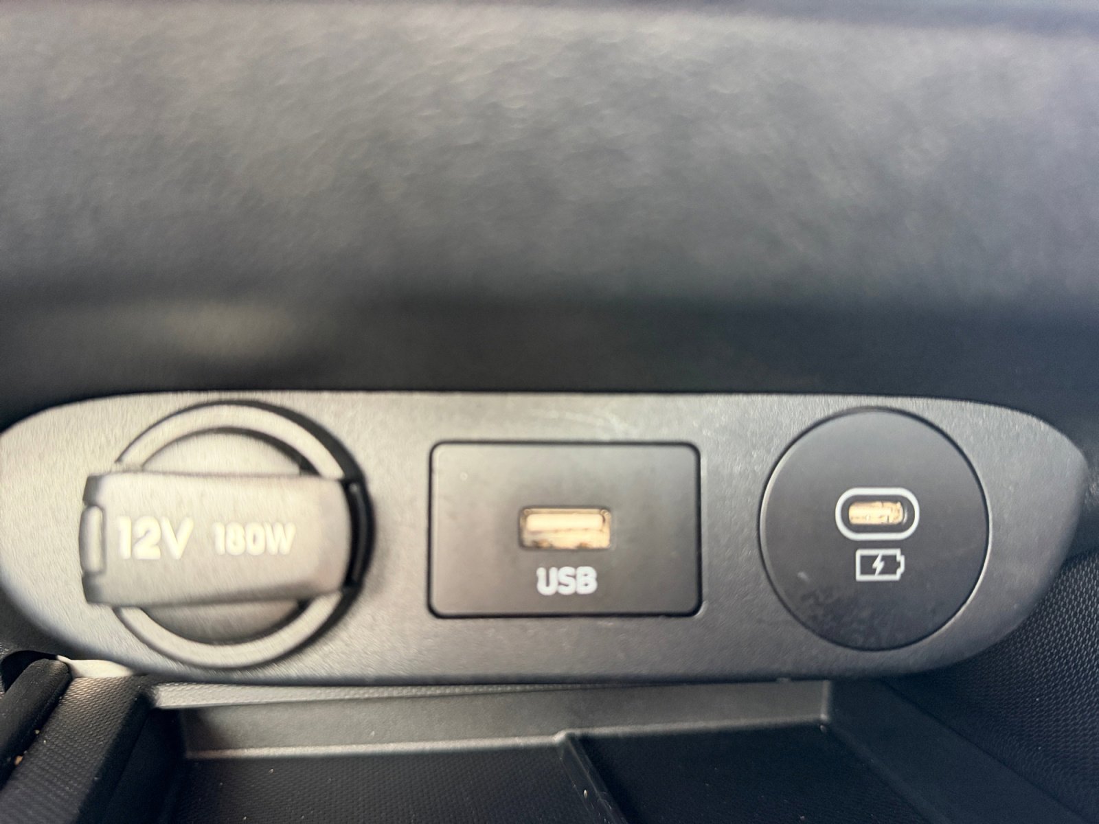 Certified 2025 Hyundai Elantra Sport w/ Cargo Package FWD image 31