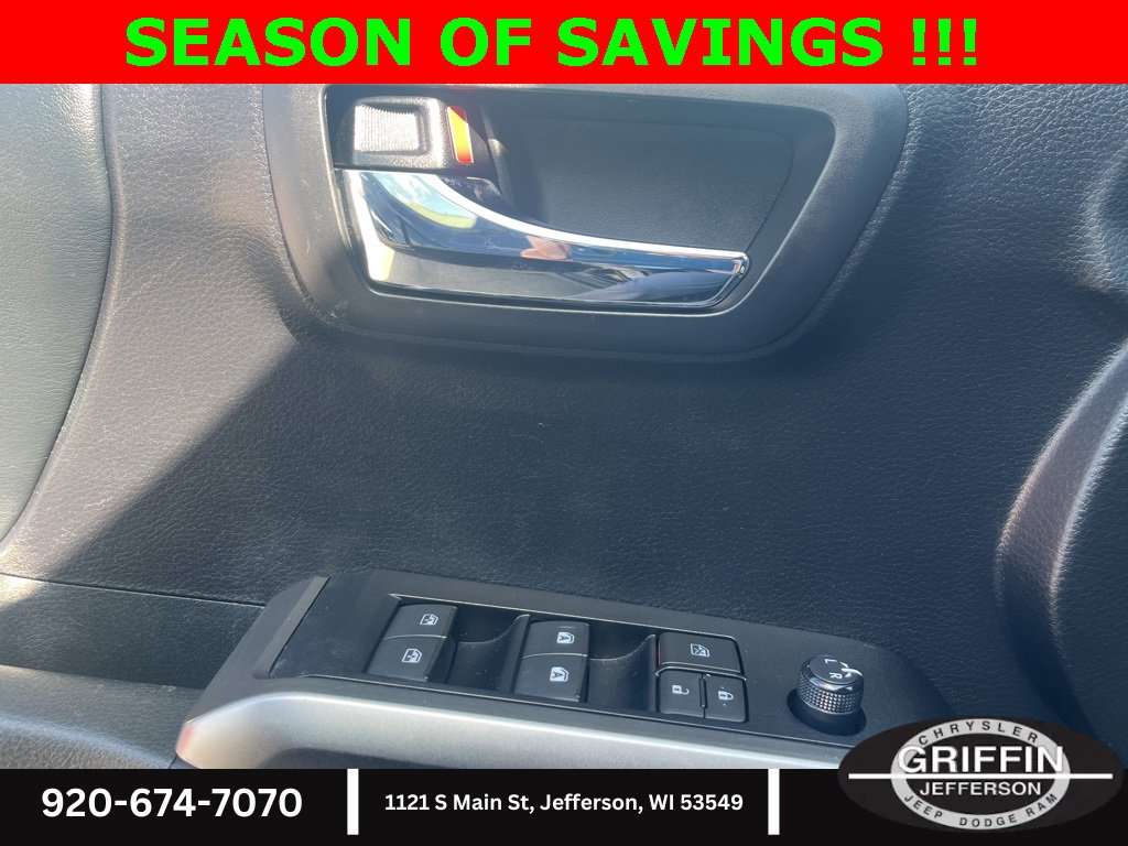 Used 2020 Toyota Tacoma Limited image 14