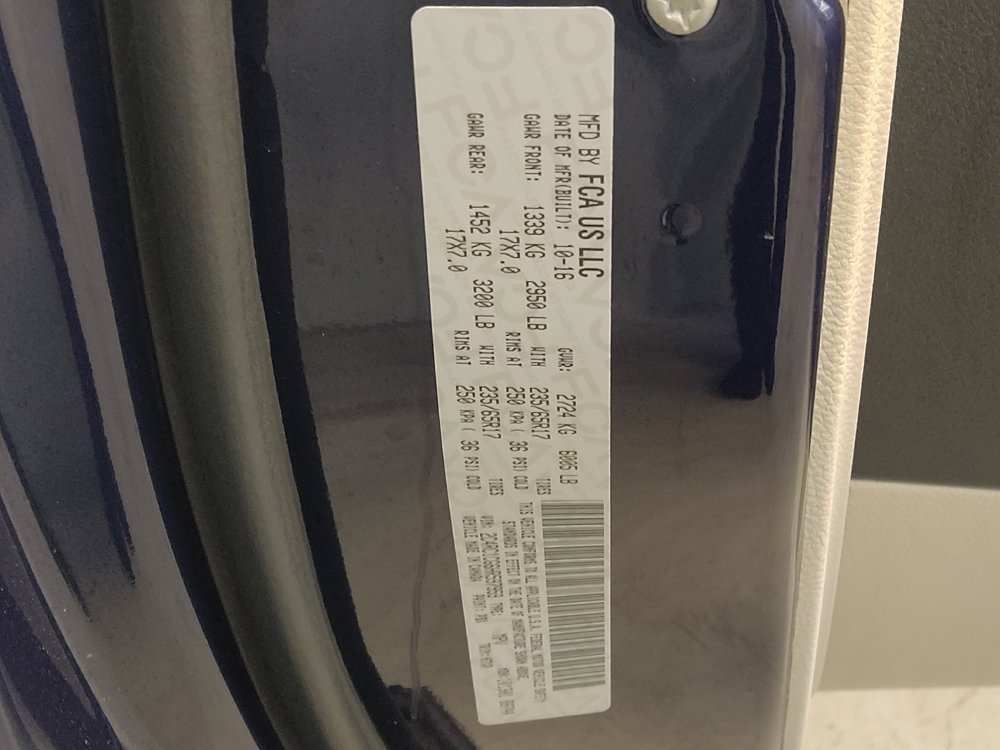 Used 2017 Chrysler Pacifica LX w/ Tire & Wheel Group FWD image 27
