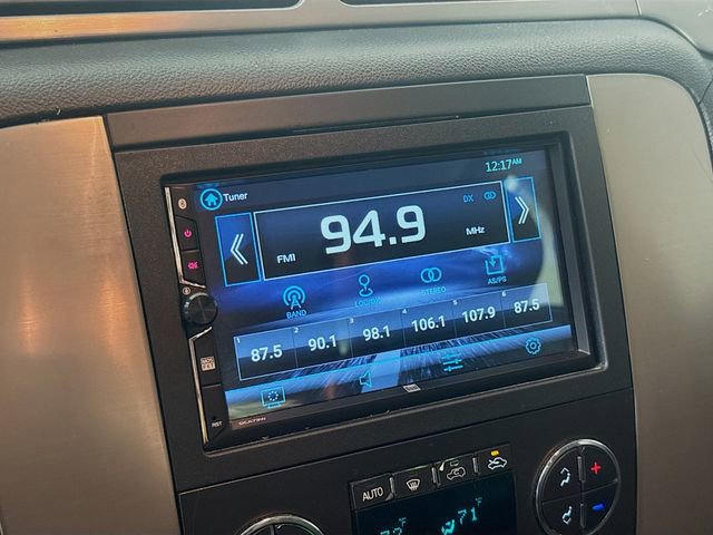 Used 2013 Chevrolet Avalanche LT w/ Suspension Package, Off-Road image 14