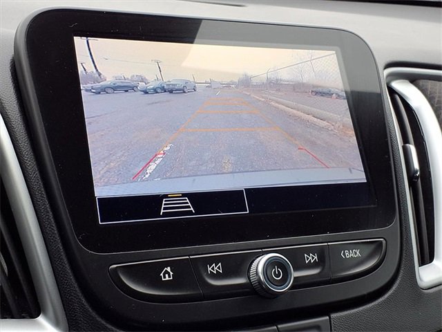 Used 2024 Chevrolet Malibu LT w/ Midnight Edition image 9