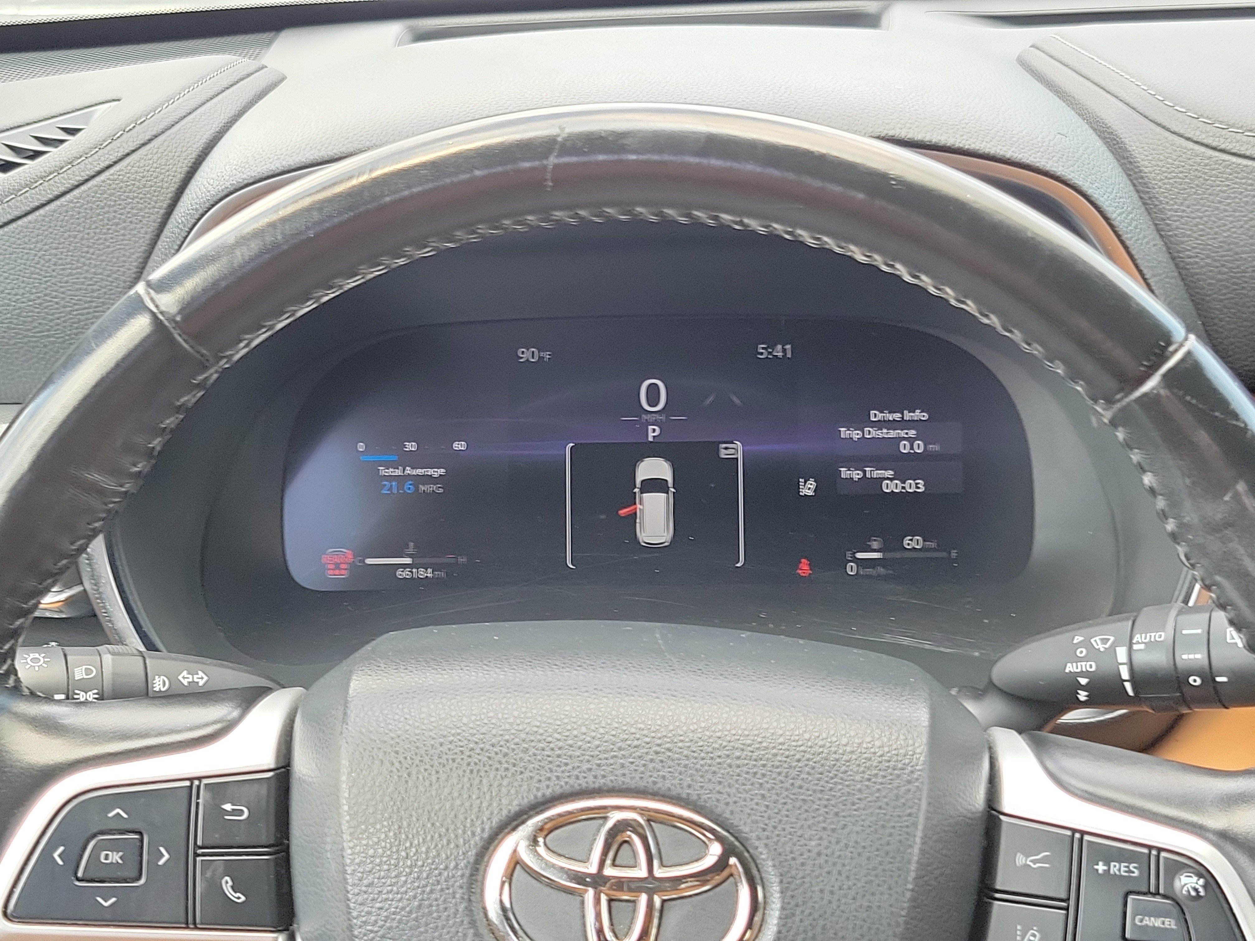 Used 2023 Toyota Highlander Platinum AWD/4WD image 24