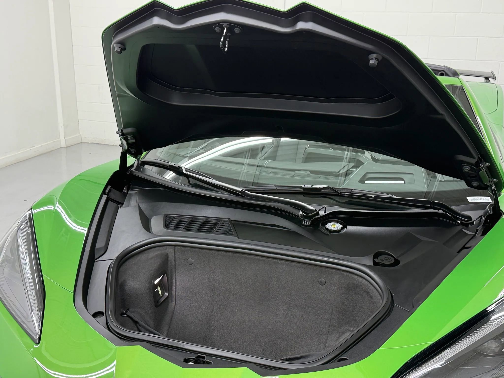 Used 2026 Chevrolet Corvette Stingray Preferred Cpe w/ Z51 Performance Package image 49