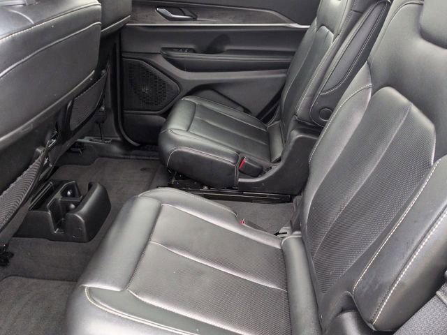 Used 2024 Jeep Grand Cherokee L Limited w/ Luxury Tech Group II image 27