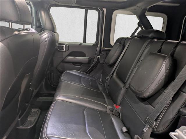 Used 2022 Jeep Wrangler Unlimited Sahara w/ Cold Weather Group image 19