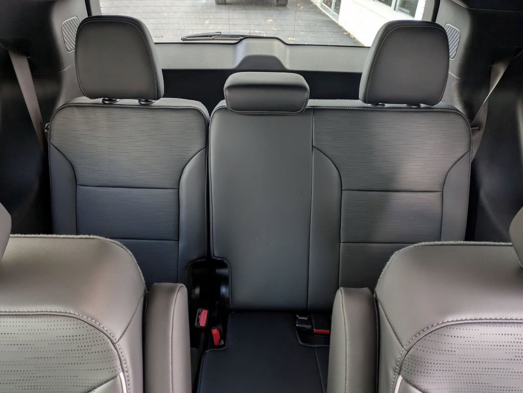 New 2026 Buick Enclave Sport Touring w/ Power Package image 9