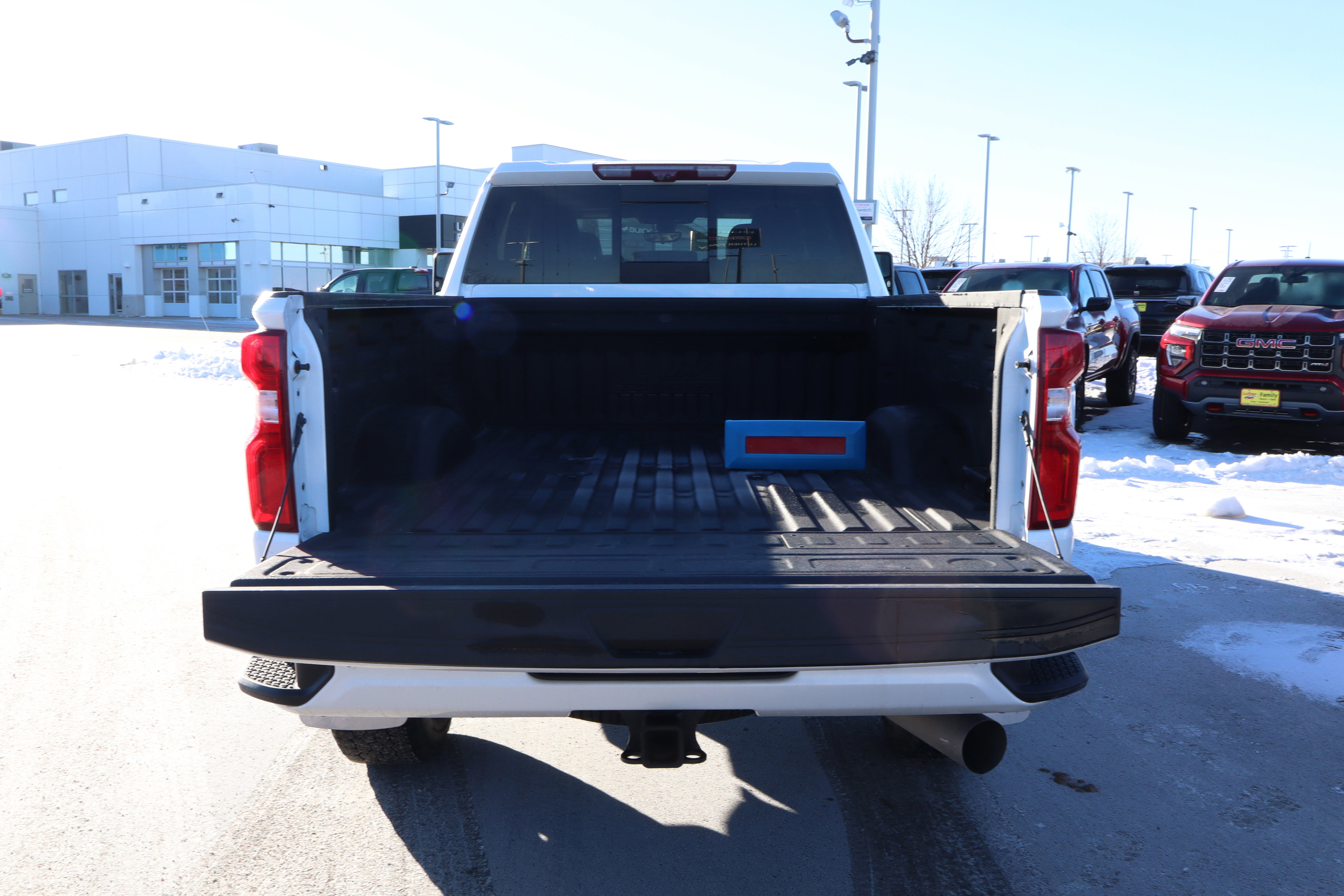 Used 2020 Chevrolet Silverado 2500 High Country image 16