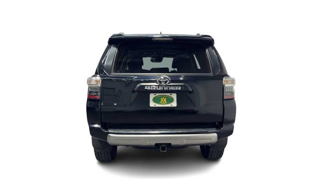 Used 2022 Toyota 4Runner TRD Off-Road AWD/4WD image 3