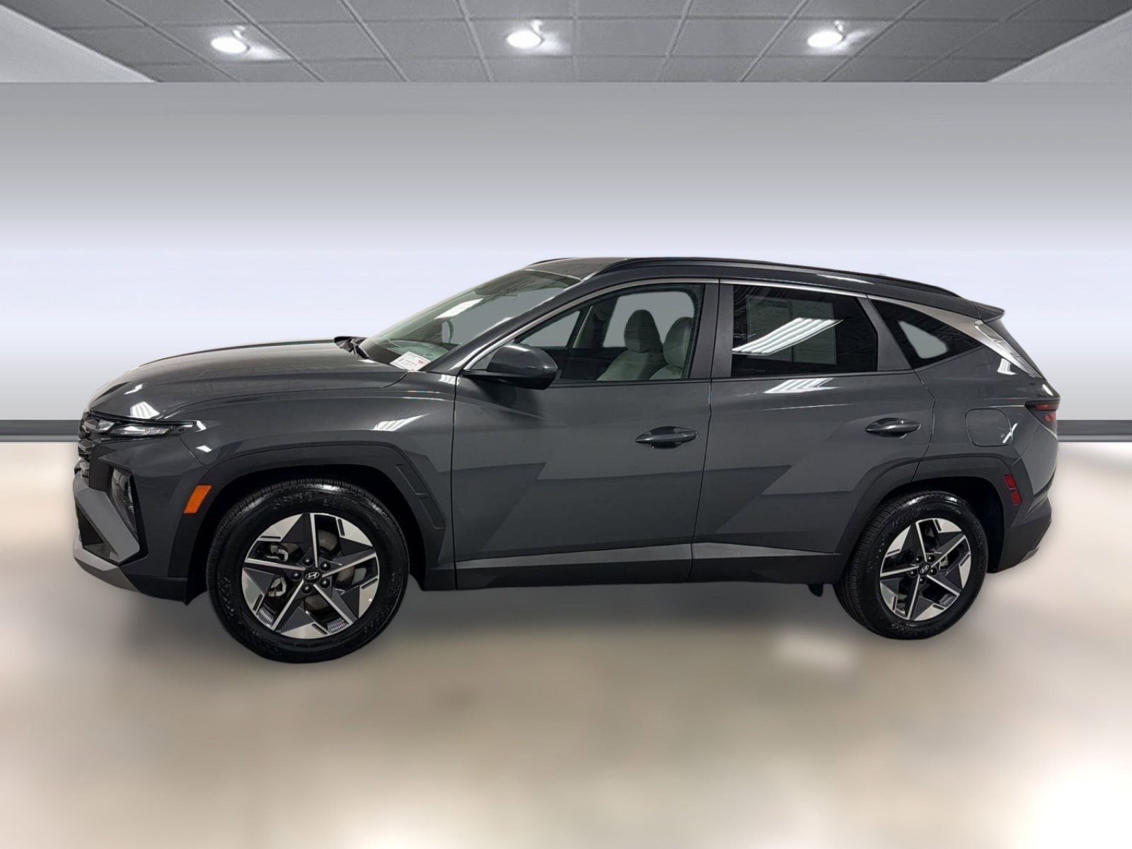 Used 2025 Hyundai Tucson SEL image 2