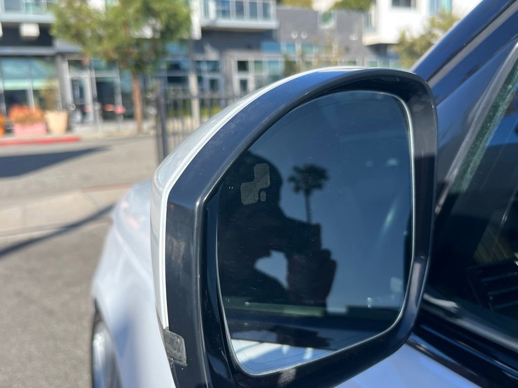 Used 2019 Land Rover Range Rover Long Wheelbase Supercharged AWD/4WD image 21