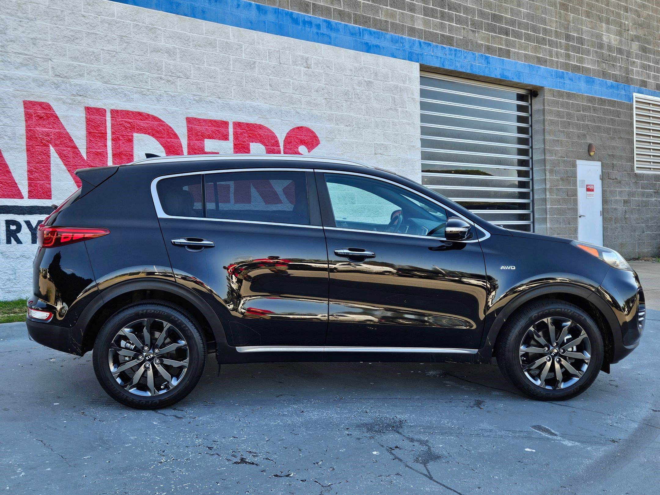 Used 2018 Kia Sportage EX w/ EX Sport Appearance Package image 8