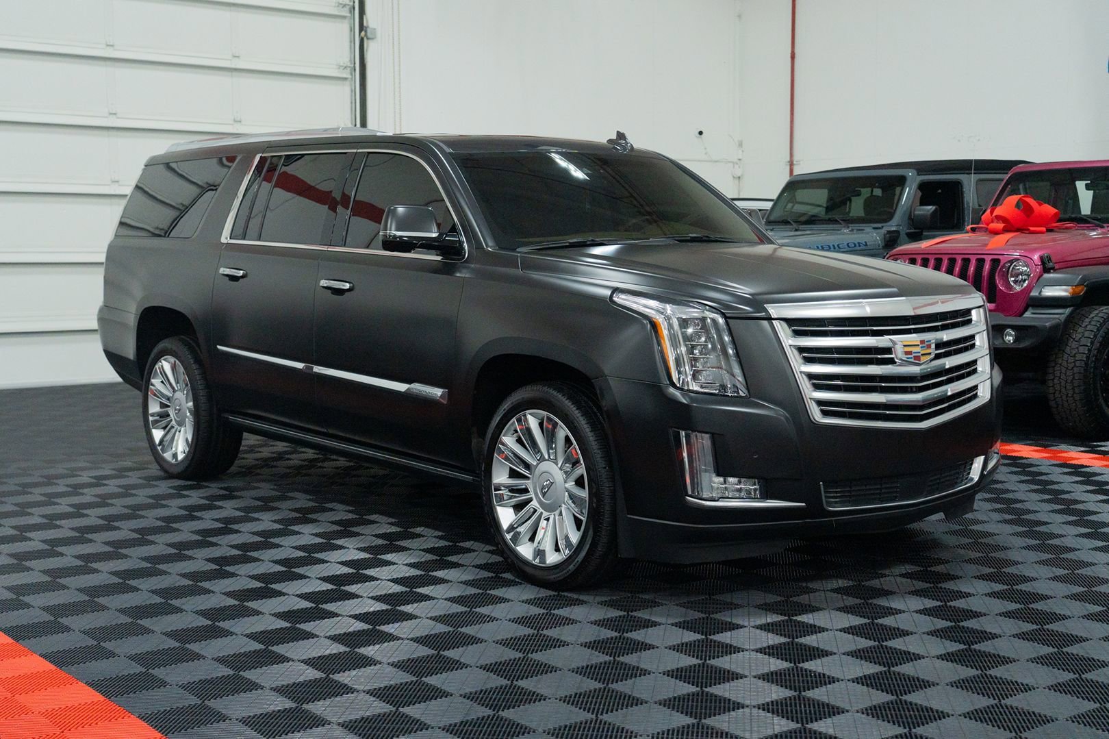 Used 2016 Cadillac Escalade ESV Platinum image 11