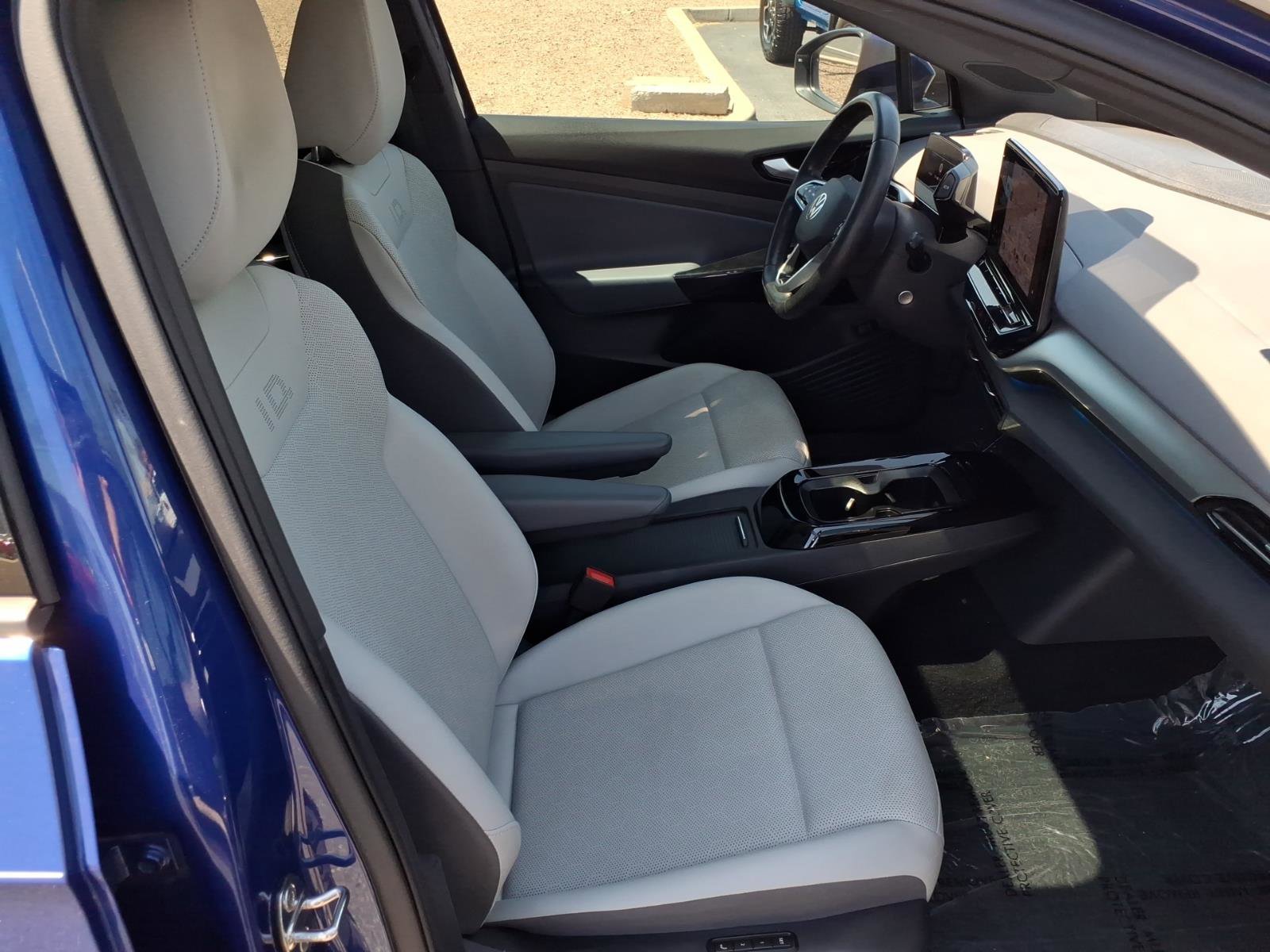 Certified 2021 Volkswagen ID.4 Pro S w/ Gradient Package image 12