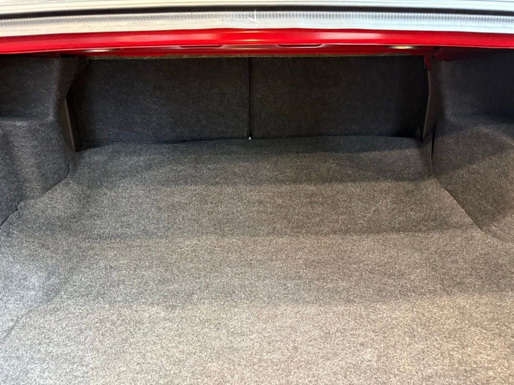 Used 2010 Ford Mustang GT Premium image 20