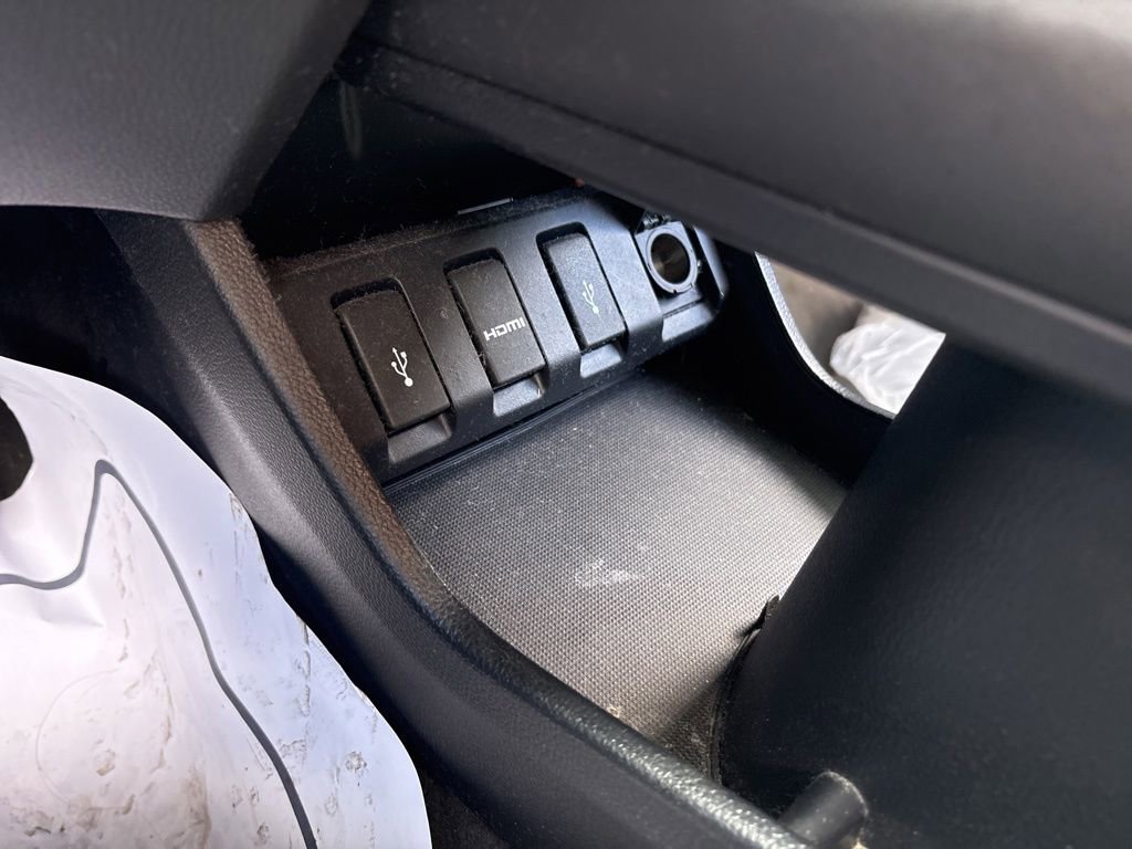 Used 2018 Honda HR-V EX image 26