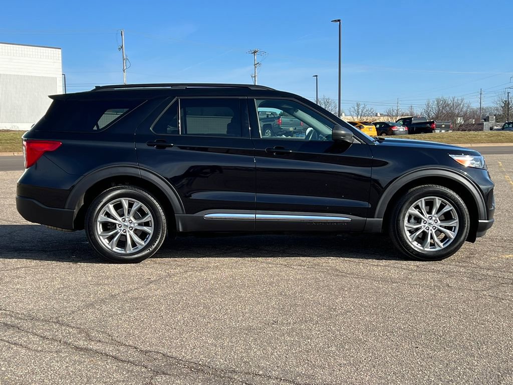 Used 2020 Ford Explorer XLT w/ Equipment Group 202A image 47